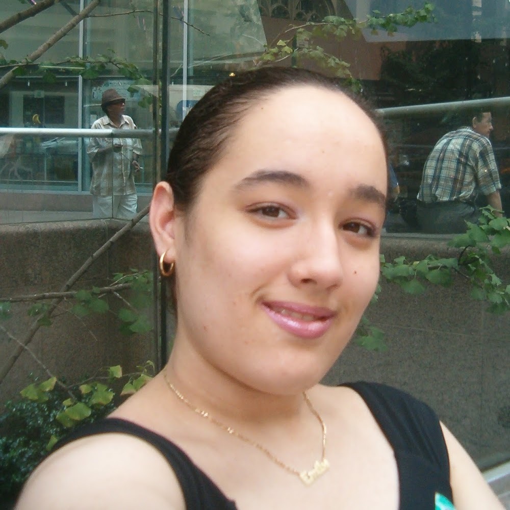 Meet your Posher, Emily